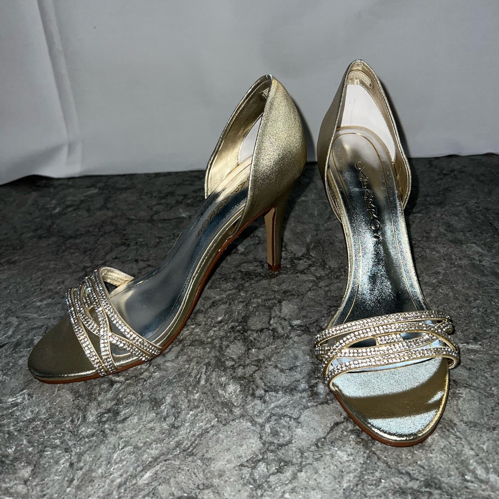 Caparros Gold / silver heels size 8 - Picture 3 of 11